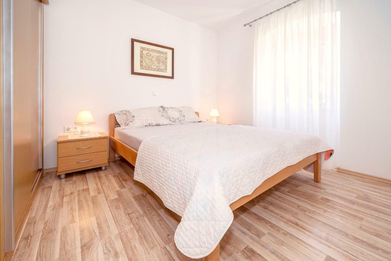 מאלינסקה Apartments Dumica מראה חיצוני תמונה